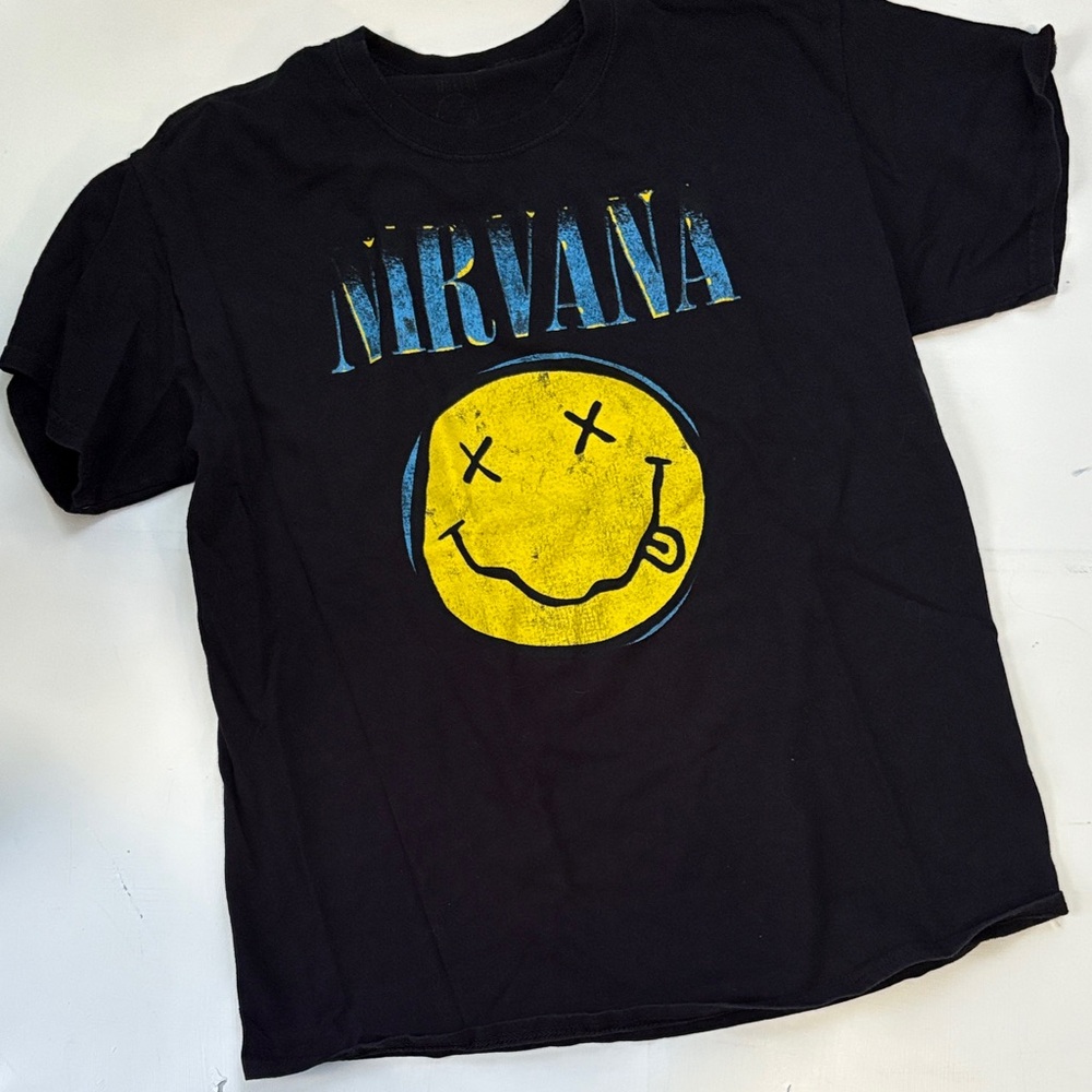 NIRVANA Black and Yellow Short Sleeve Tee